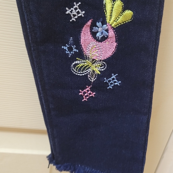 Jeans - Picture 3 of 6